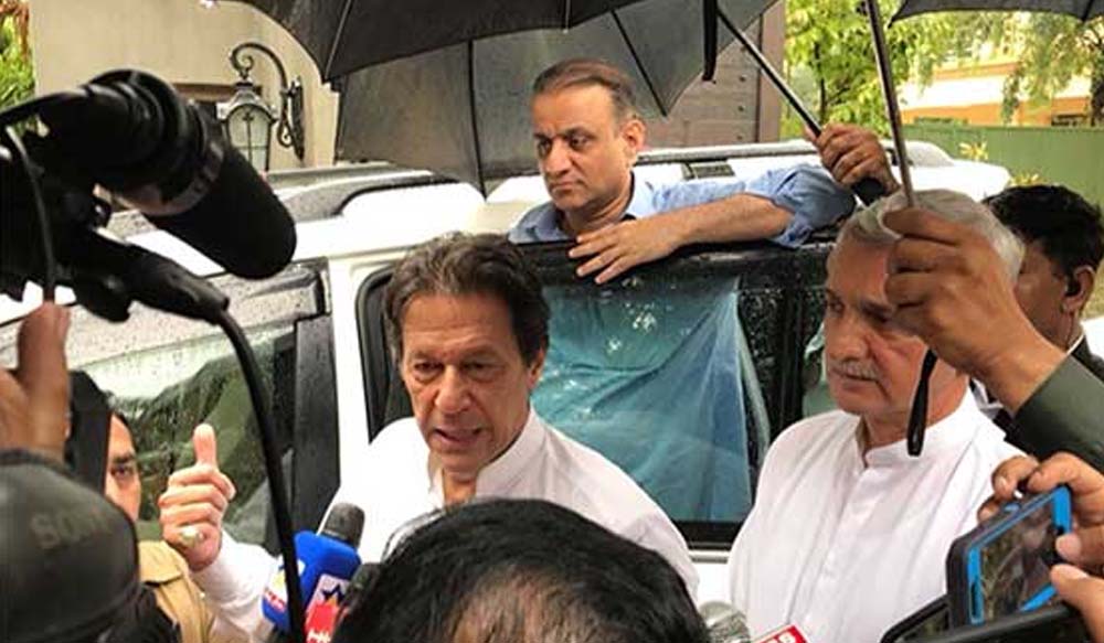 عمران خان نے لاہور کا دورہ کرتے ہو ئے کہا کہ لاہور