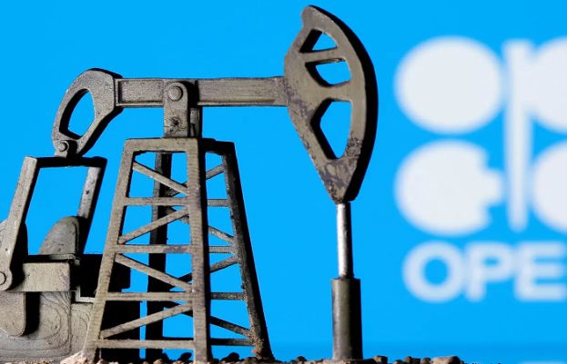 اوپیک پلس نے تیل کی یومیہ پیداوار میں معمولی اضافے کا فیصلہ کر لیا