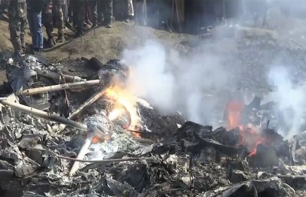 بھارتی فوج کا ہیلی کاپٹر تباہ