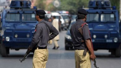 کراچی: کار سوار کی فائرنگ سے پولیس اہلکار جاں بحق