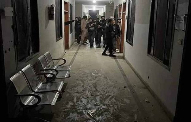 کراچی پولیس آفس پر حملہ؛ آئی جی سندھ نے اعلیٰ سطحی اجلاس طلب کر لیا