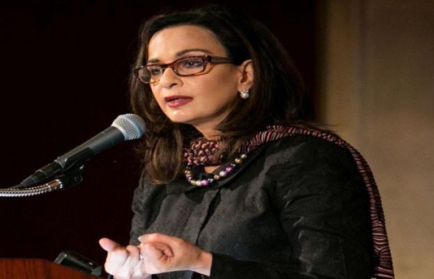 عمران خان بے اختیاری کا نہیں نااہلی کا رونا رو رہے ہیں: شیری رحمان
