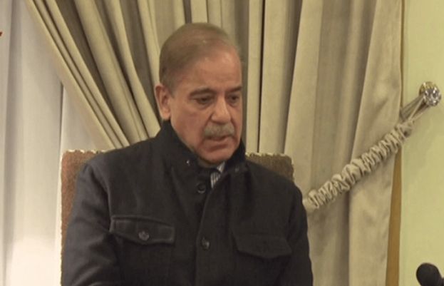 وزیراعظم کا ترک سفارت خانے کا دورہ، زلزلے سے بحالی تک مکمل تعاون کی یقین دہانی