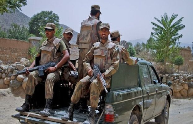 بلوچستان کے ضلع کیچ میں سیکیورٹی فورسز کا آپریشن، 8 دہشت گرد ہلاک