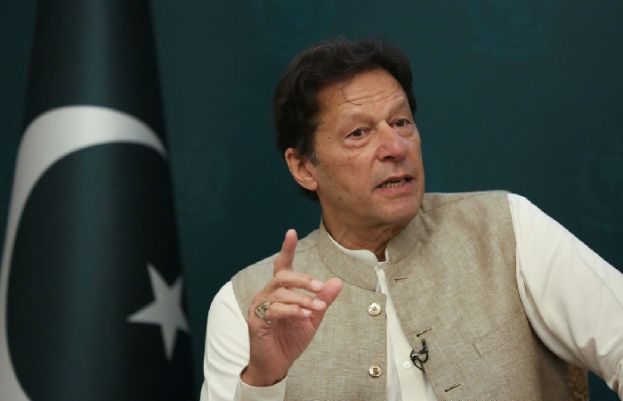 جب بھی کسی کو بلیک میل کرنا ہو تو اس کی آڈیو ٹیپ نکل آتی ہے: عمران خان