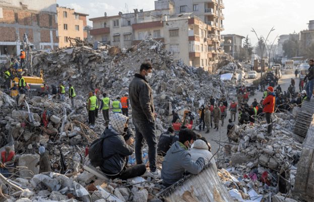 ترکیہ اور شام میں زلزلہ سے اموات کی مجموعی تعداد 34 ہزار کے قریب پہنچ گئی