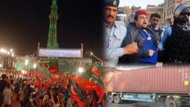 تحریک انصاف کے مینار پاکستان جلسے سے قبل پولیس کا کریک ڈاؤن، لاہور کی کئی سڑکیں بند
