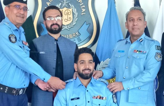 فاسٹ باؤلر حارث رؤف اسلام آباد پولیس کے اعزازی ڈی ایس پی بن گئے