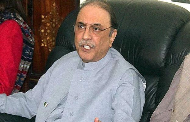 سیاسی لوگوں سے بات ہوسکتی ہے مگر عمران خان سے نہیں: آصف زرداری