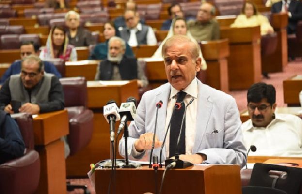 لاڈلے کو ملک سے کھلواڑ کی اجازت نہیں دیں گے، اب قانون اپنا راستہ خود بنائے گا: وزیراعظم
