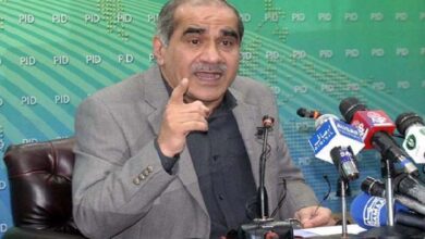 دشمنوں کے ہاتھوں میں کھیلنے والے کو کپتانی واپس نہیں ملے گی: سعد رفیق