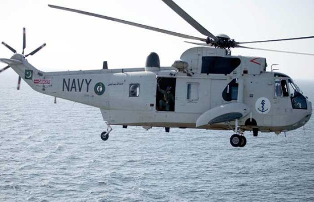 گوادر: پاک بحریہ کا ہیلی کاپٹر گر کر تباہ، 2 افسران سمیت ایک جوان شہید