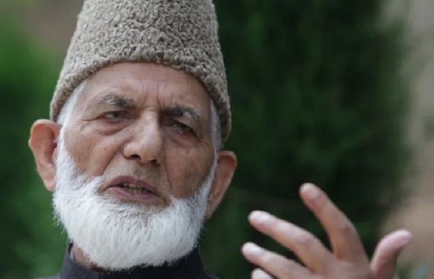 حریت رہنما سید علی شاہ گیلانی کی دوسری برسی، مقبوضہ وادی میں شٹر ڈاؤن ہڑتال