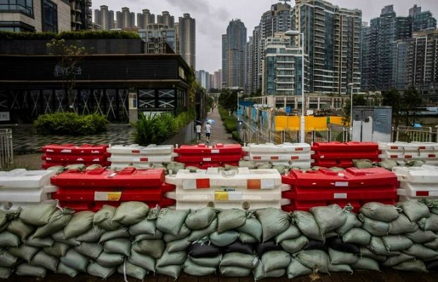 چین میں تیز ہواؤں والا طوفان، بڑے شہروں میں انتباہ جاری