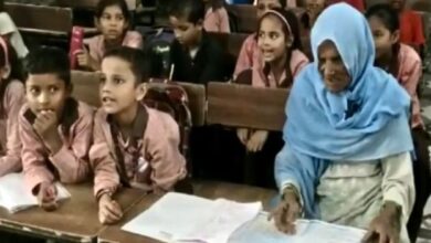 92 سالہ خاتون نے اسکول میں داخلہ لے لیا
