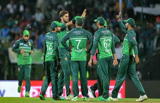 پاکستان کرکٹ بورڈ کا 25 کھلاڑیوں کو 3 سال کے لیے سینٹرل کنٹریکٹ دینے کا اعلان
