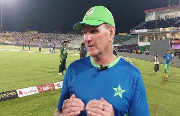 بھارت سے شکست پر قومی ٹیم کے ہید کوچ کا اہم بیان سامنے آگیا