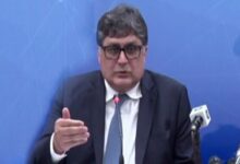 جو نجکاری پچھلی حکومتیں کرکے گئی ہیں وہ عمل پورا کریں گے: فواد حسن فواد