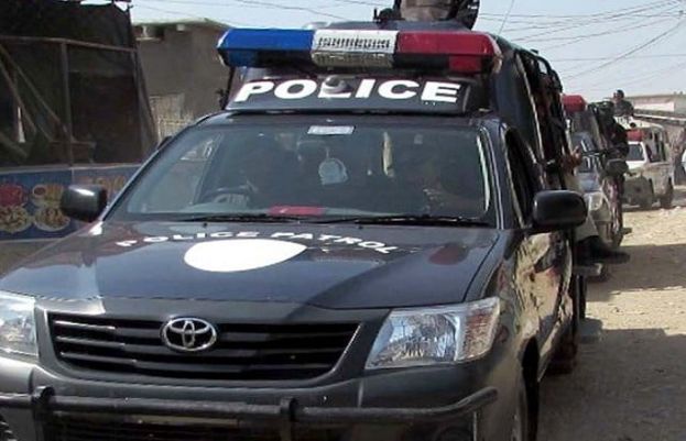 شکارپور: ڈاکوؤں نے ایس ایچ او سمیت 5 پولیس اہلکاروں کو اغوا کرلیا