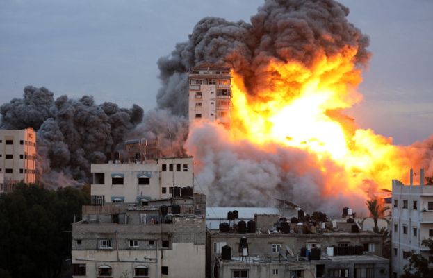 غزہ پر اسرائیل کی وحشیانہ بمباری جاری، ایک ہی خاندان کے 19 افراد  شہید