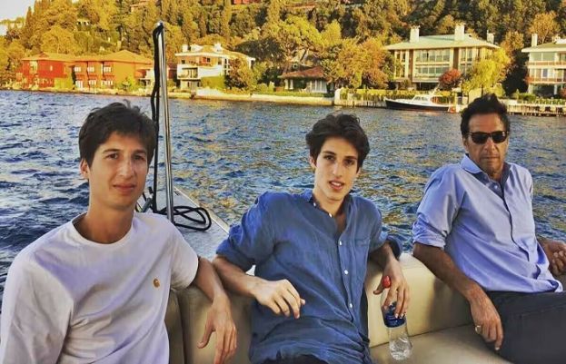 عمران خان کی بیٹوں سے بات کرانے سے انکار، اٹک جیل کے سپرنٹنڈنٹ کا عدالت میں جواب جمع