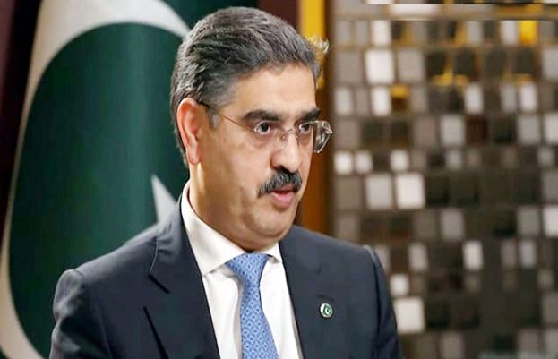 عمران خان کو جیل میں زہر دینے کا الزام غیر ذمہ دارانہ ہے: نگراں وزیر اعظم