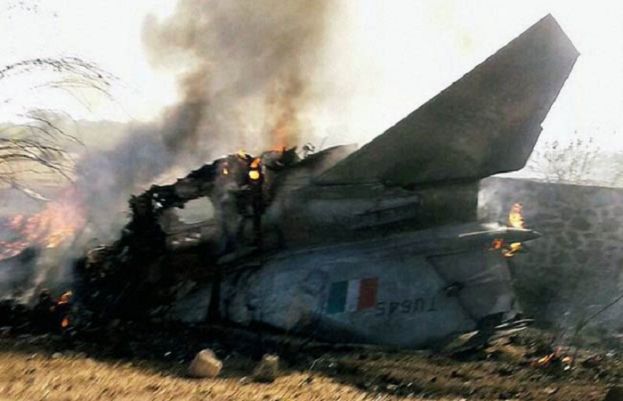 بھارتی فضائیہ کا تربیتی طیارہ دوران پرواز گرکرتباہ، 2 پائلٹ ہلاک