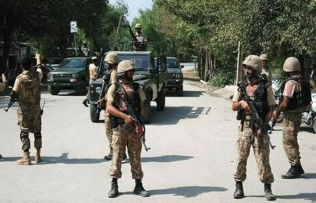 سیکیورٹی فورسز کی مردان میں کارروائی کے دوران 2 دہشت گرد ہلاک