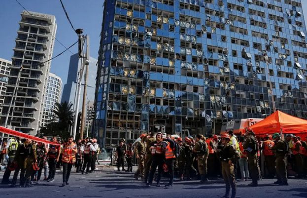 اسرائیلی دارالحکومت تل ابیب میں عمارتیں لرز گئیں،اسٹاک ایکسچینج کی عمارت تباہ