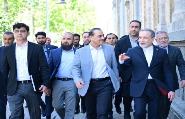فیلڈ مارشل کی ایرانی قیادت سے ملاقاتوں میں خطے کی کشیدگی کے خاتمے کے لیے حوصلہ افزا پیشرفت ہوئی ہے، آئی ایس پی آر