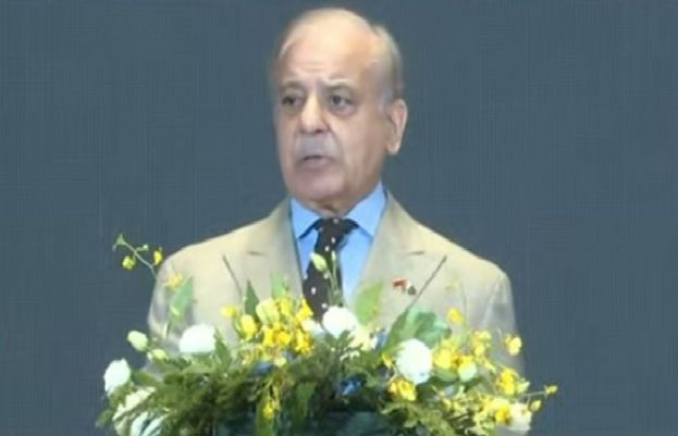 پاکستان جلد خطے میں ترقی کے سفر میں چین کا ہم قدم ہوگا: وزیراعظم