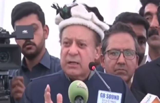 میں چاہتا تھا کہ گلگت میں بہت ترقی ہو، گلگت میں سڑکوں پر کھڈے دیکھ کر بہت دکھ ہوا: نواز شریف