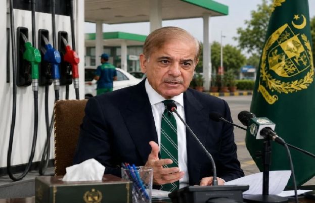 کیا وزیراعظم پیٹرولیم مصنوعات کی قیمتوں میں بڑی کمی کا اعلان کریں گے؟