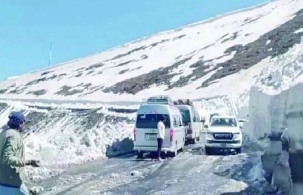 بابوسر روڈ 6 جون تک قسم کی ٹریفک کیلئے راستہ بند