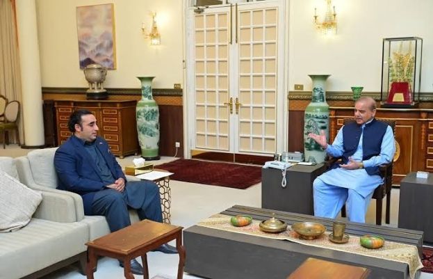 وزیراعظم سے بلاول بھٹو زرداری کی ملاقات، سیاسی و ملکی امور اور بجٹ پر تبادلہ خیال