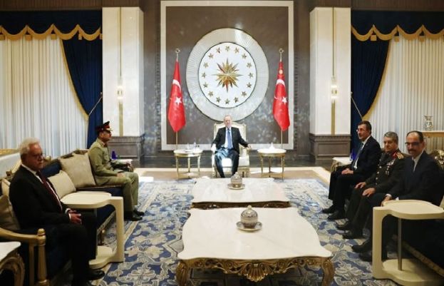 ترک صدر سے فیلڈ مارشل عاصم منیرکی ملاقات، پاک ترک دفاعی تعاون اور مشرق وسطیٰ کی صورتحال پرگفتگو
