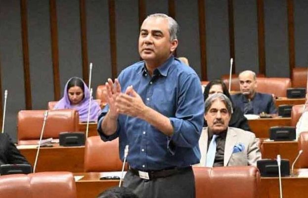 وزیراعلیٰ سہیل آفریدی نے کے پی آپریشنز پر ایک بار بھی فوج کے ساتھ کھڑا ہونا گوارا نہیں کیا، محسن نقوی