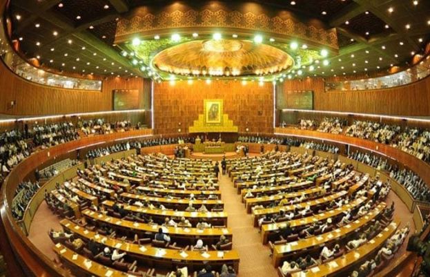 پارلیمنٹ کے مشترکہ اجلاس میں کے پی میں ایمرجنسی اور گورنر راج کی توثیق کی تحریک کثرت رائے سے منظور