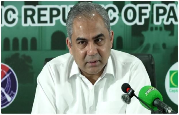 خواتین کسی بھی صورت اپنی تصویر شیئر مت کریں، تصاویر اور ویڈیوز سے ملزمان بلیک میل کرتے ہیں: محسن نقوی