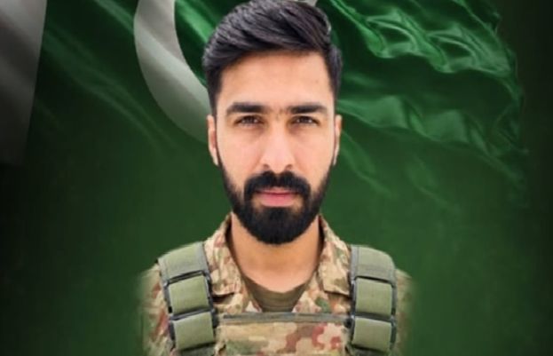بلوچستان میں فتنہ الہندوستان کیخلاف کارروائیاں، 4 دہشتگرد ہلاک، پاک فوج کا میجر وجاہت وحید شہید